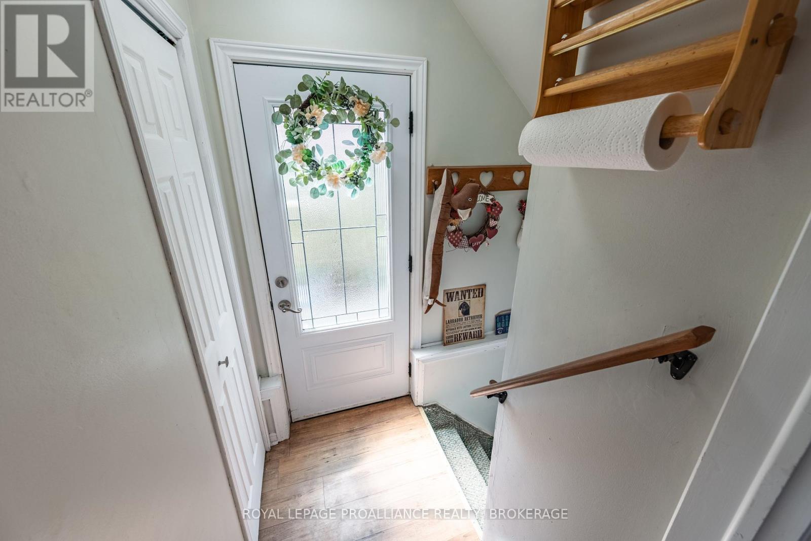 












587 DAVIS DRIVE

,
Kingston (East Gardiners Rd),




Ontario
K7M7Y4

