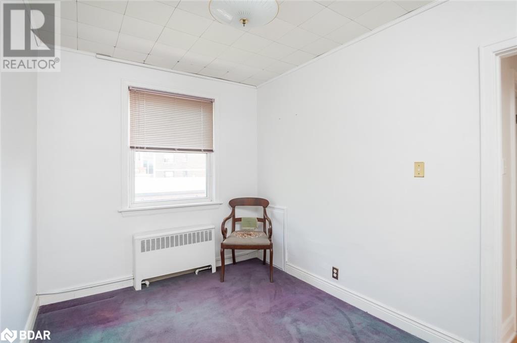 












5 EAST 36TH Street

,
Hamilton,




Ontario
L8V3Y6

