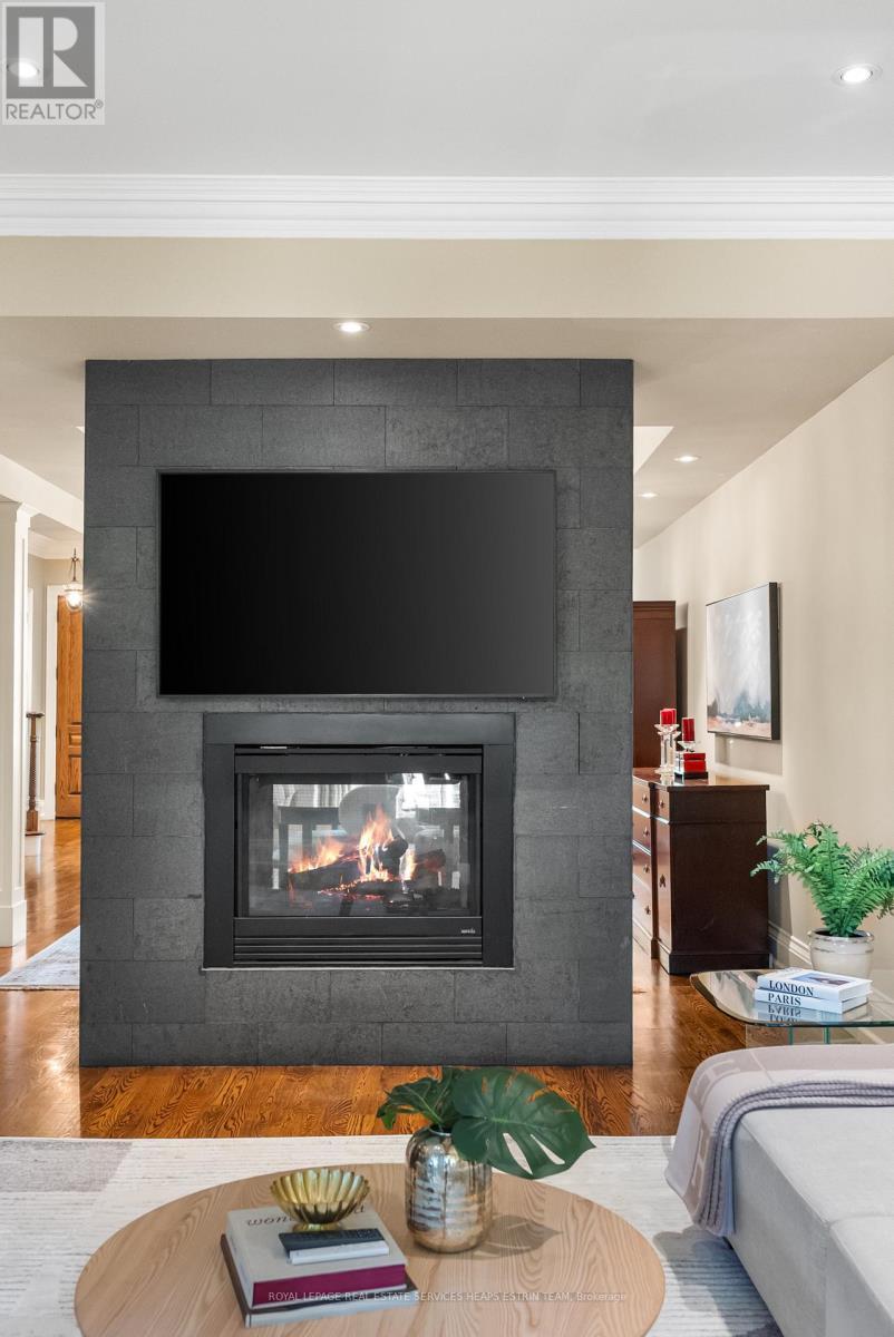 












114 BELSIZE DRIVE

,
Toronto,




Ontario
M4S1L7

