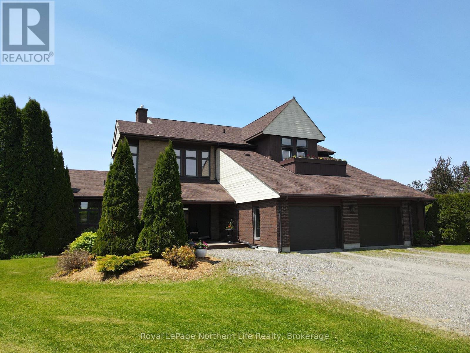 












451 CHAMPAGNE ROAD

,
West Nipissing (Sturgeon Falls),




Ontario
P2B2L9

