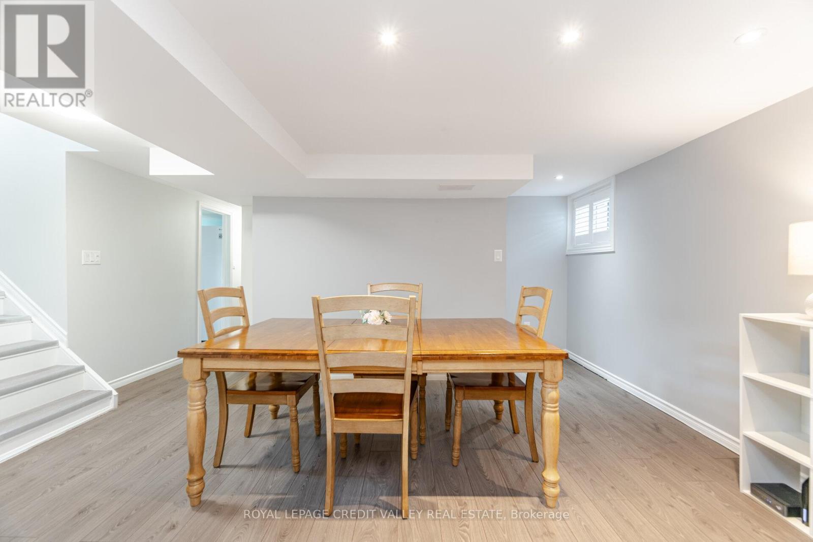 












391 MOUNTAINVIEW DRIVE

,
Milton,




Ontario
L9T1W1

