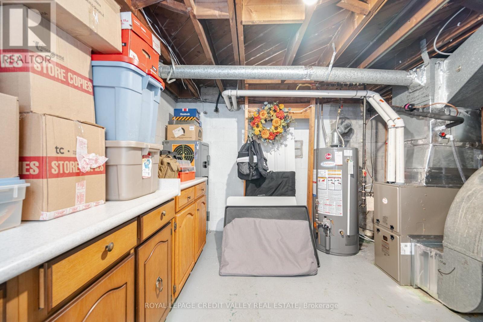 












391 MOUNTAINVIEW DRIVE

,
Milton,




Ontario
L9T1W1

