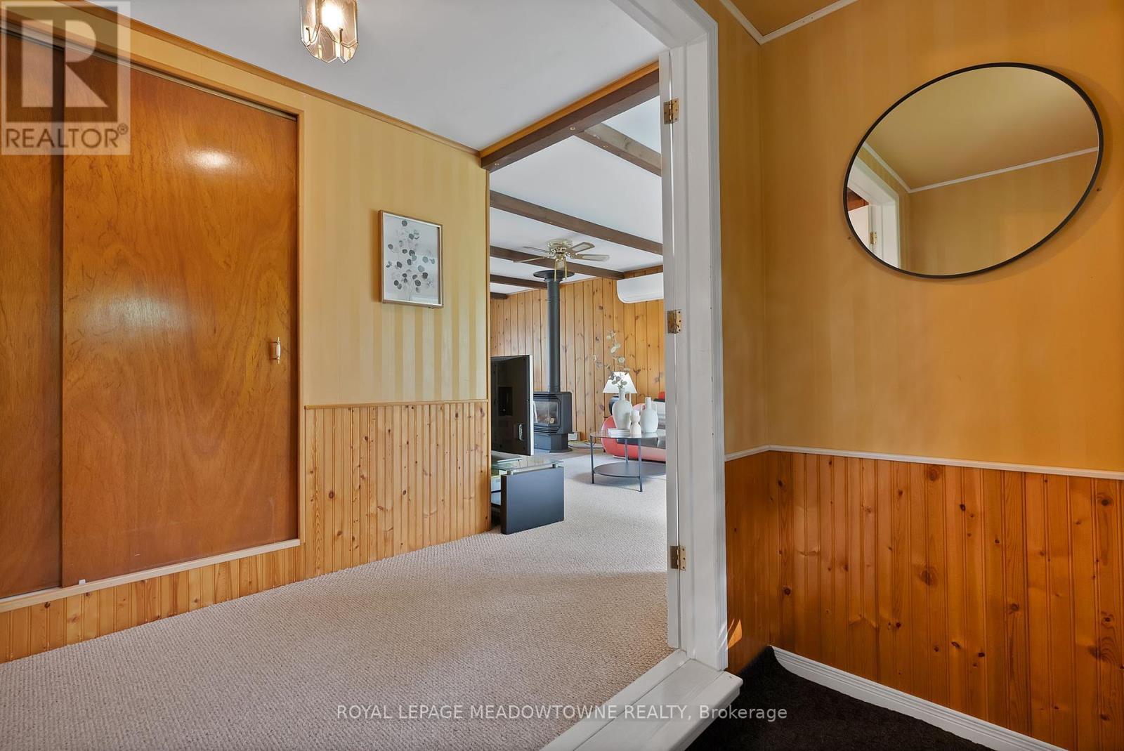 












46 HAWKE DRIVE

,
Kawartha Lakes,




Ontario
K0L2W0

