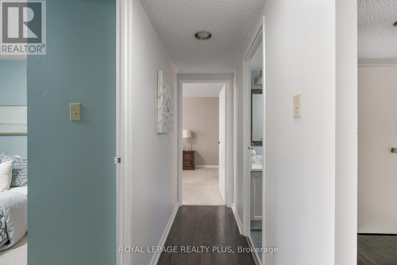 












206 - 2185 MARINE DRIVE

,
Oakville,




Ontario
L6L5L6

