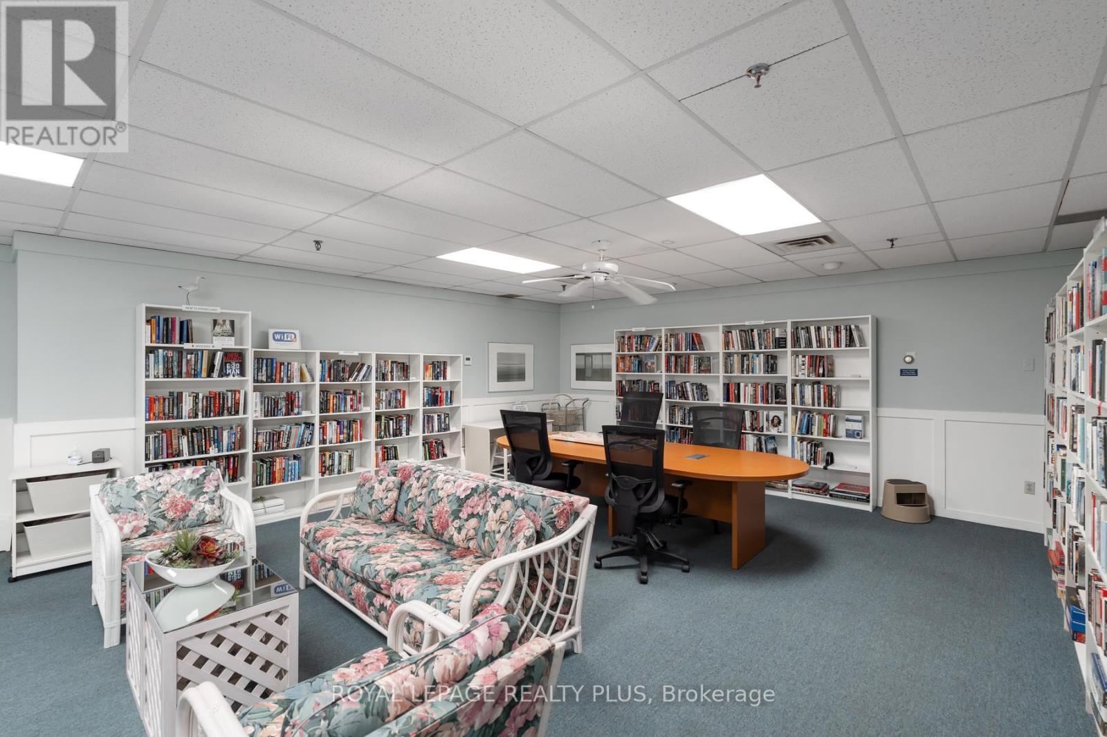 












206 - 2185 MARINE DRIVE

,
Oakville,




Ontario
L6L5L6


