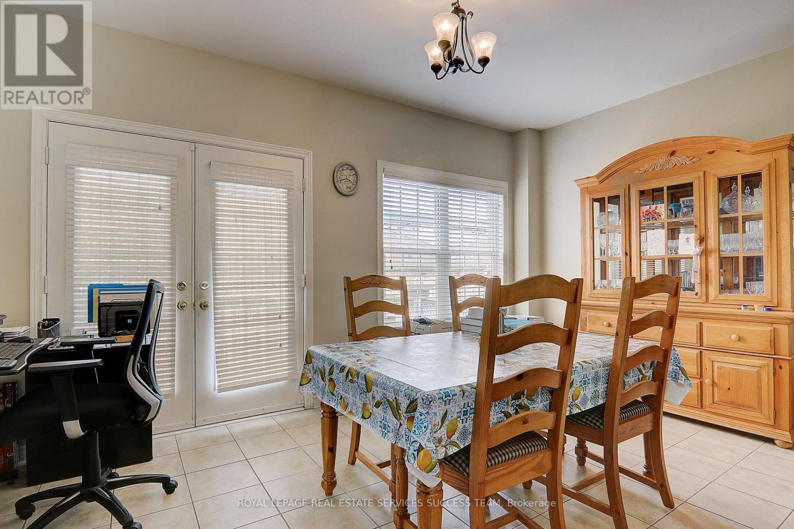 












5507 FESTIVAL DRIVE

,
Mississauga,




Ontario
L5M0G6

