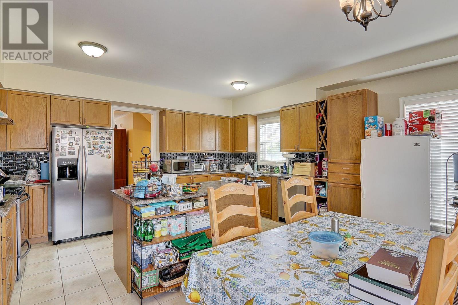 












5507 FESTIVAL DRIVE

,
Mississauga,




Ontario
L5M0G6

