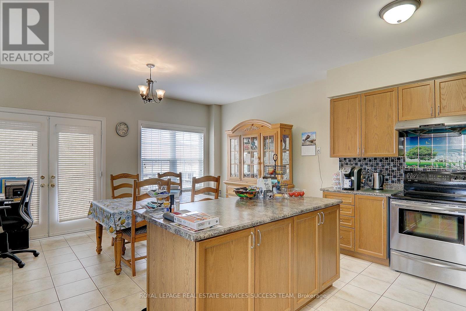 












5507 FESTIVAL DRIVE

,
Mississauga,




Ontario
L5M0G6

