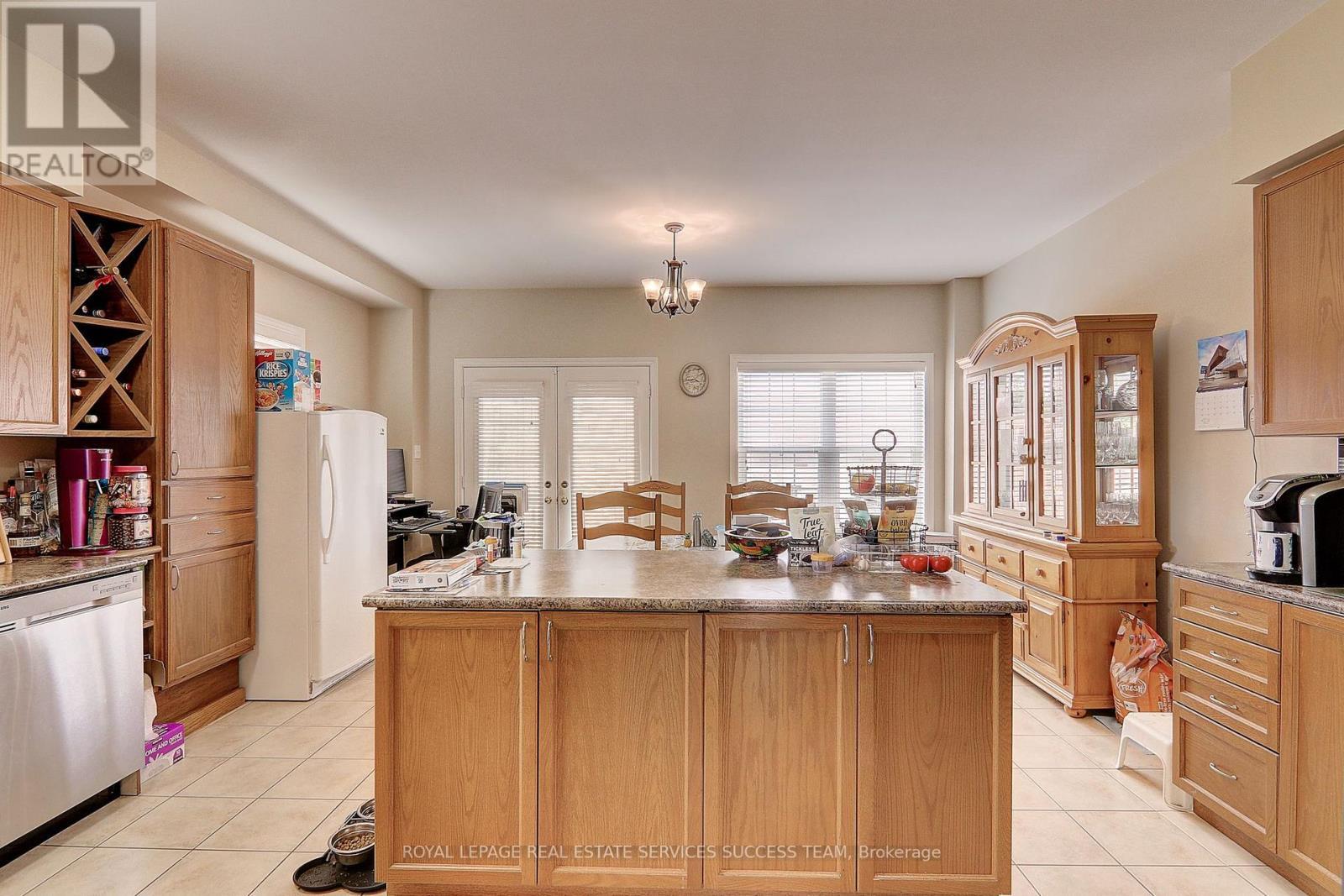 












5507 FESTIVAL DRIVE

,
Mississauga,




Ontario
L5M0G6

