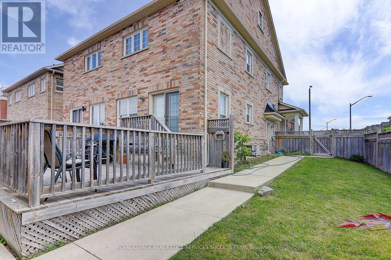 












5507 FESTIVAL DRIVE

,
Mississauga,




Ontario
L5M0G6

