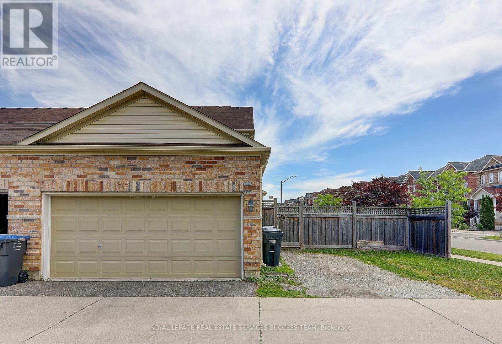 












5507 FESTIVAL DRIVE

,
Mississauga,




Ontario
L5M0G6

