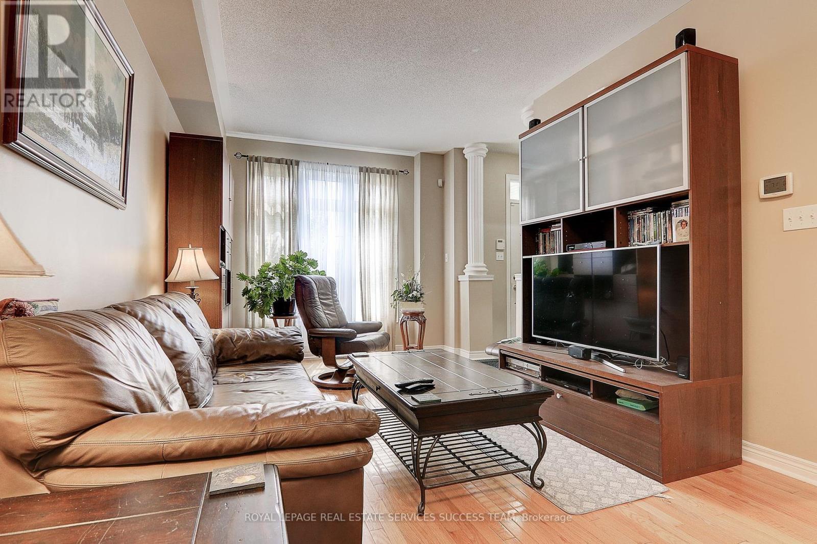 












5507 FESTIVAL DRIVE

,
Mississauga,




Ontario
L5M0G6


