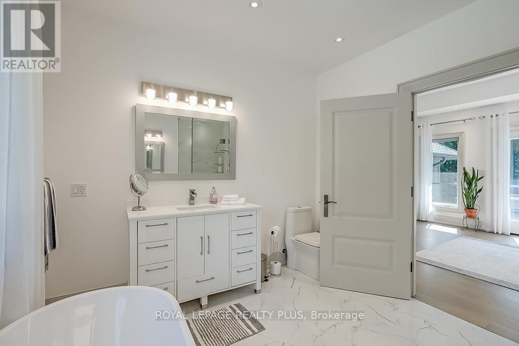 












3136 LIMESTONE ROAD

,
Milton,




Ontario
L0P1B0

