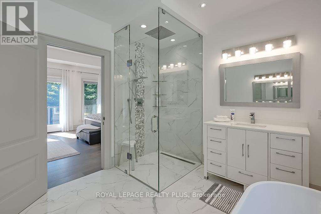 












3136 LIMESTONE ROAD

,
Milton,




Ontario
L0P1B0

