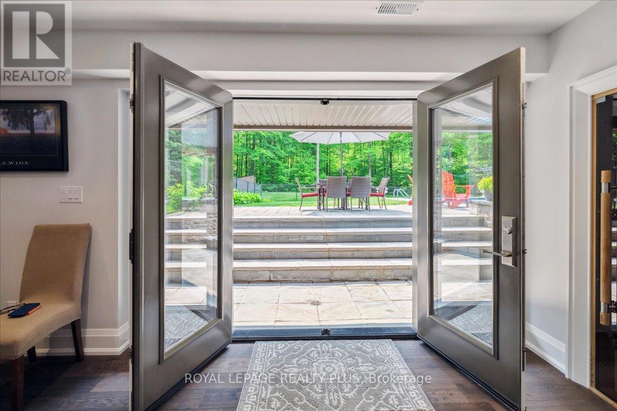 












3136 LIMESTONE ROAD

,
Milton,




Ontario
L0P1B0

