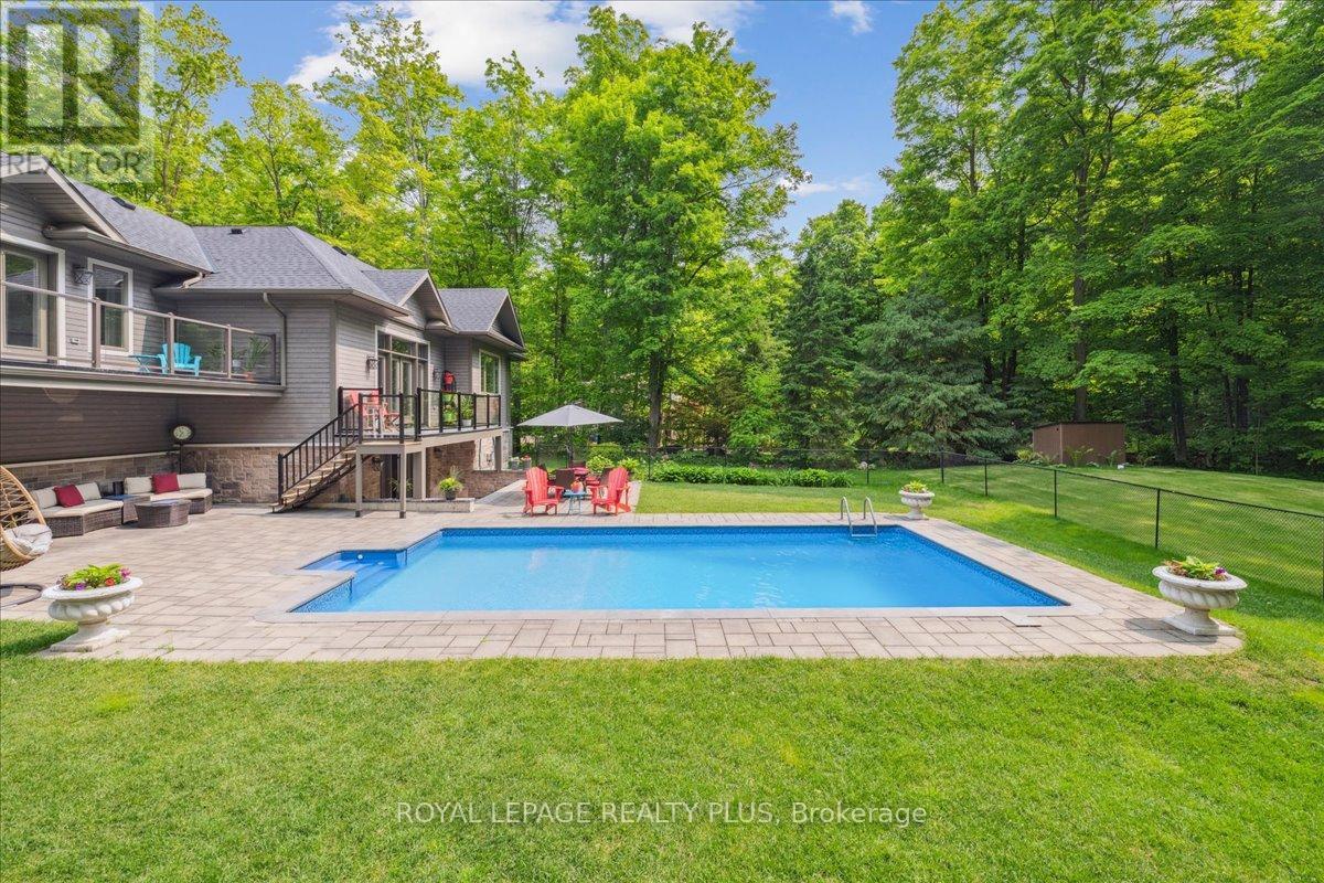 












3136 LIMESTONE ROAD

,
Milton,




Ontario
L0P1B0

