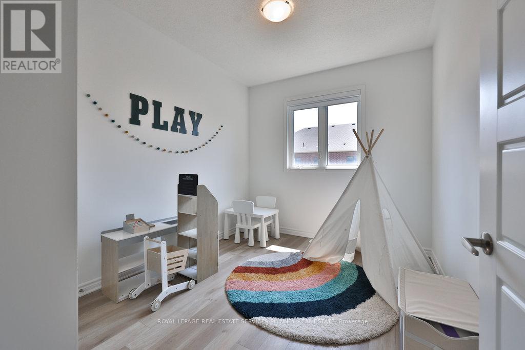 












1200 ANSON GATE

,
Oakville,




Ontario
L6H3Z9

