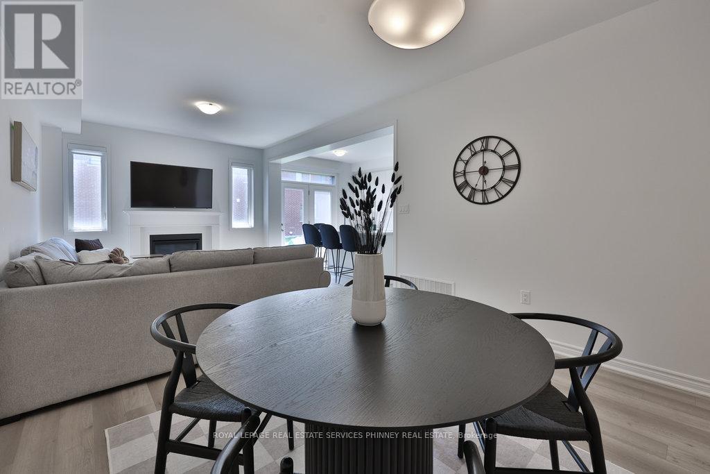 












1200 ANSON GATE

,
Oakville,




Ontario
L6H3Z9

