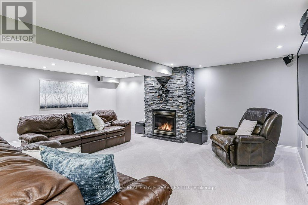 












2783 DUNCAIRN DRIVE

,
Mississauga,




Ontario
L5M5C6

