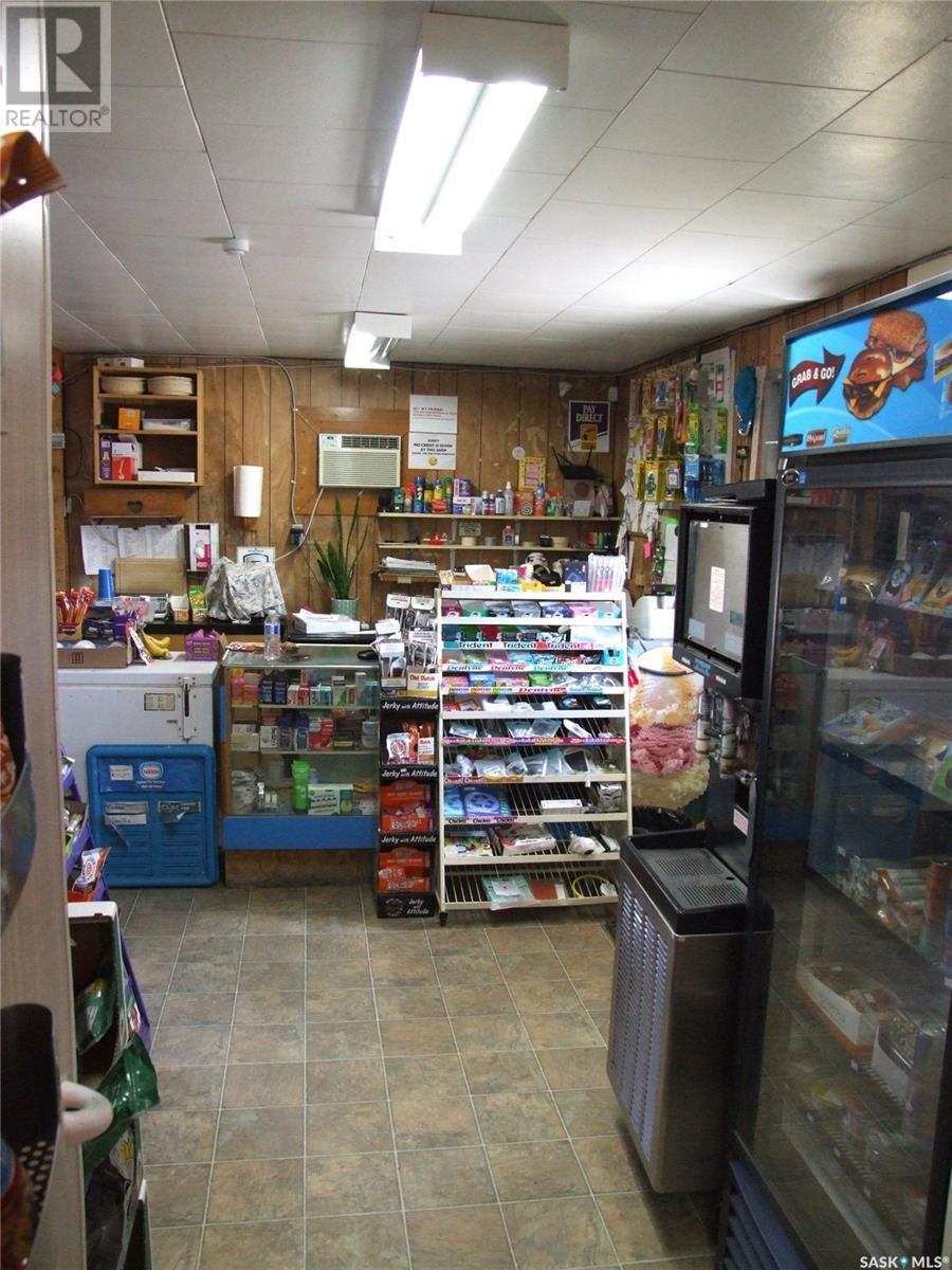 












200 Railway AVENUE

,
Fox Valley,




Saskatchewan
S0N0V0

