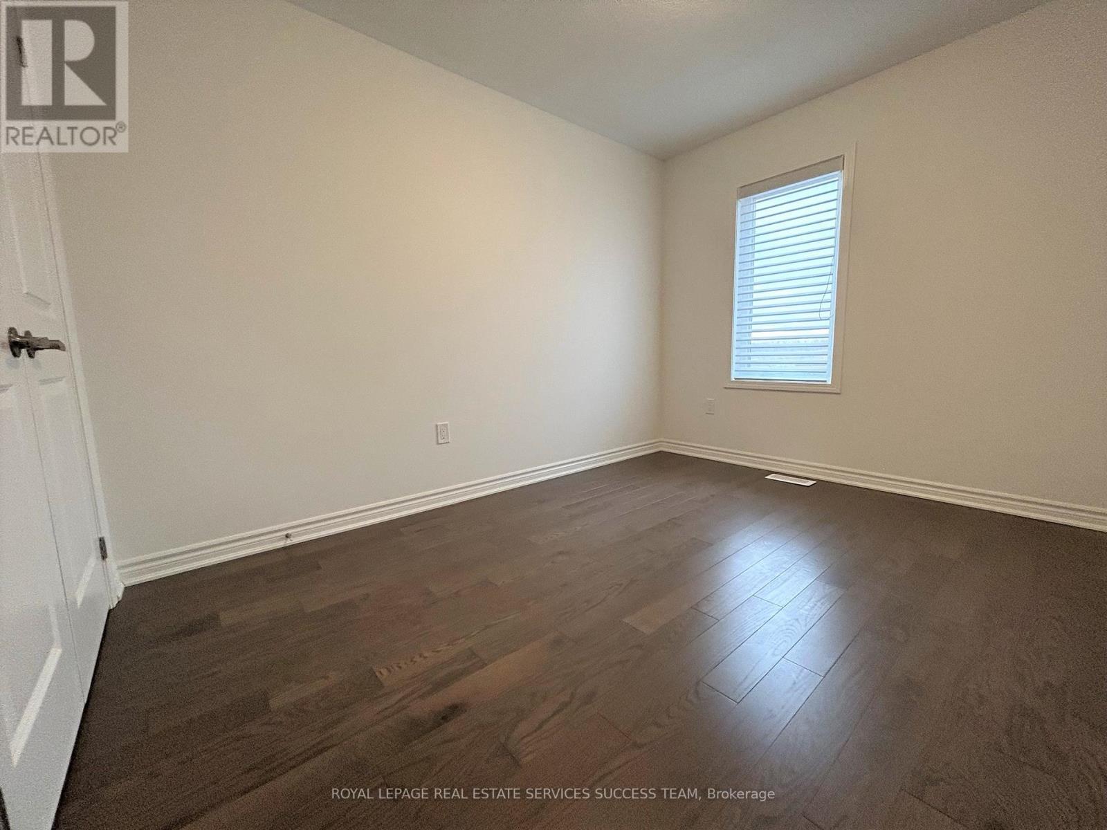 












3153 DUGGAN TRAIL

,
Oakville,




Ontario
L6H7X1

