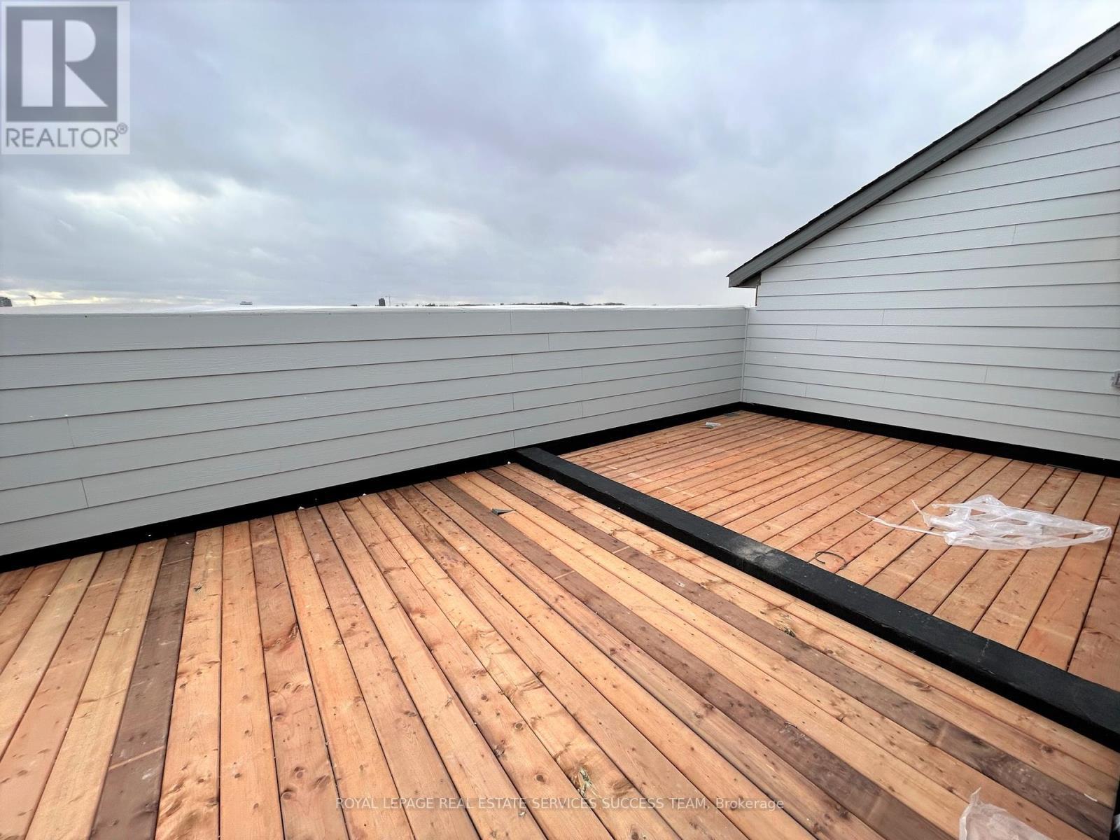 












3153 DUGGAN TRAIL

,
Oakville,




Ontario
L6H7X1

