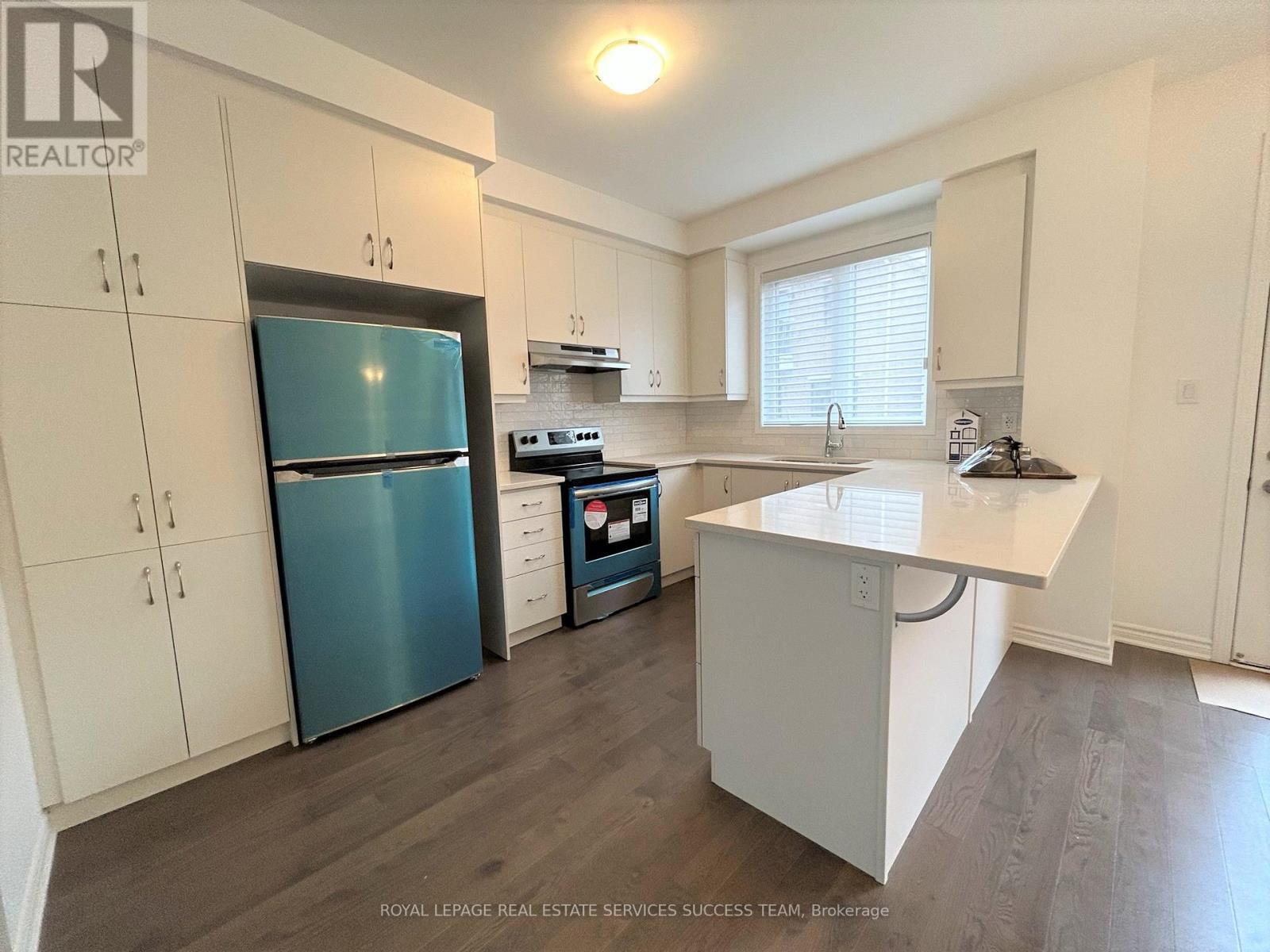 












3153 DUGGAN TRAIL

,
Oakville,




Ontario
L6H7X1

