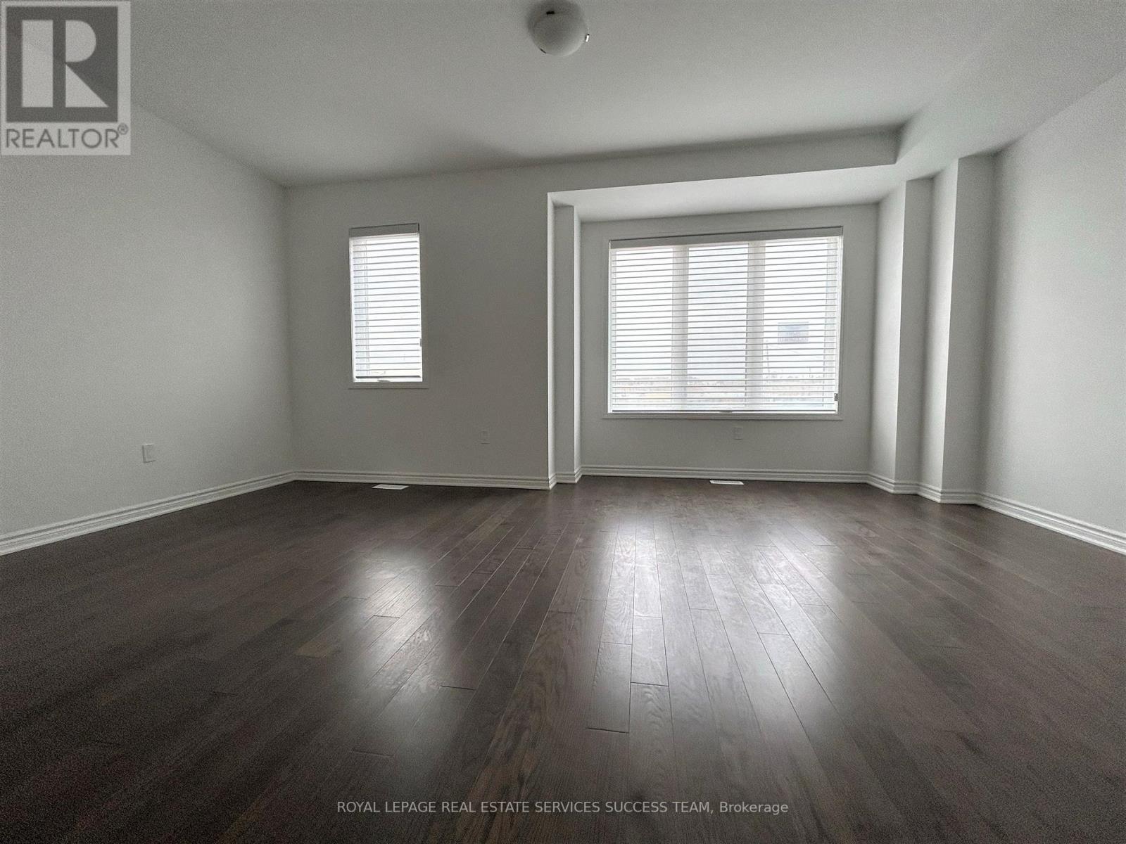 












3153 DUGGAN TRAIL

,
Oakville,




Ontario
L6H7X1

