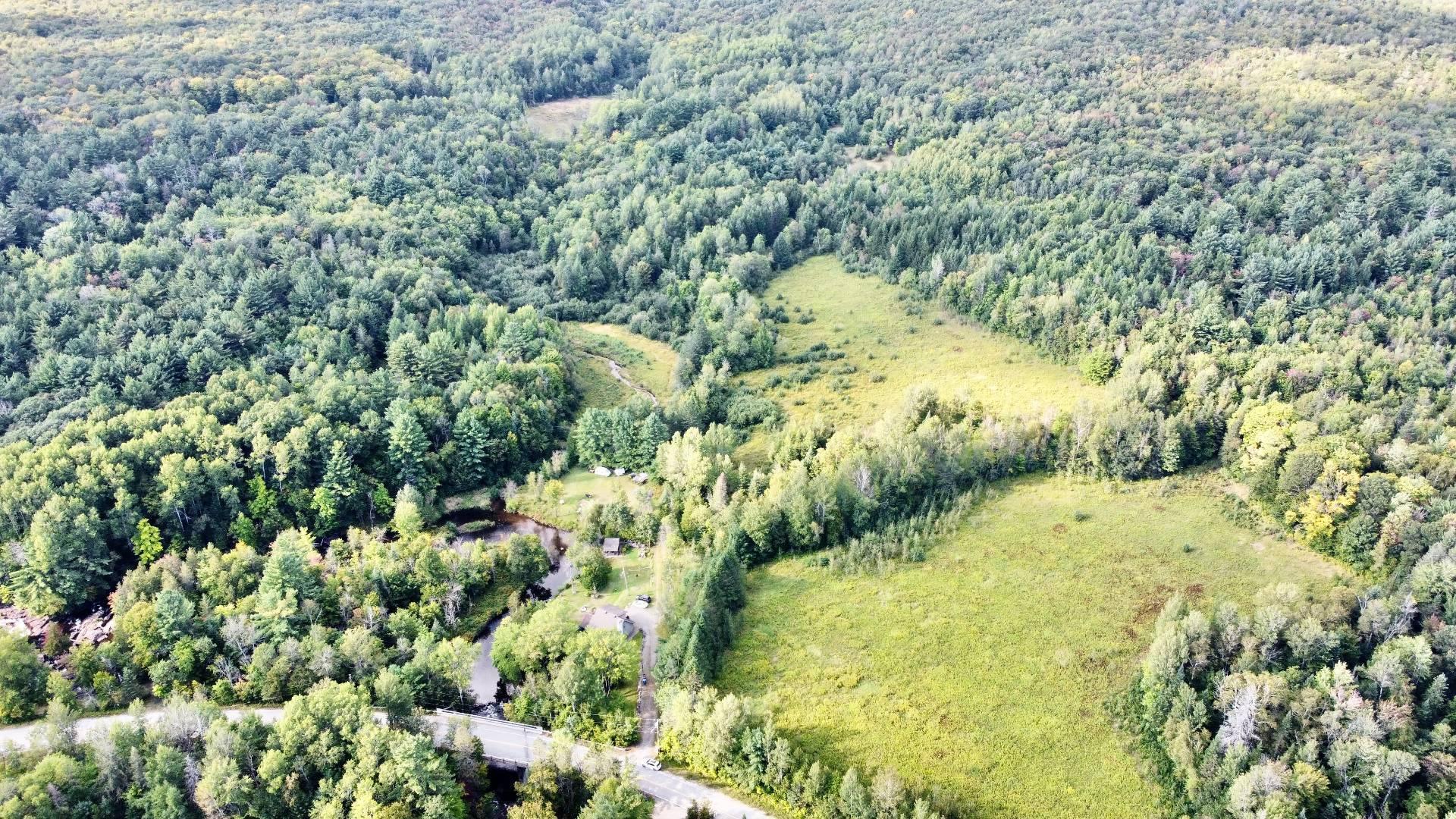 












Mtée Crépeau

,
Saint-Calixte,







QC
J0K1Z0

