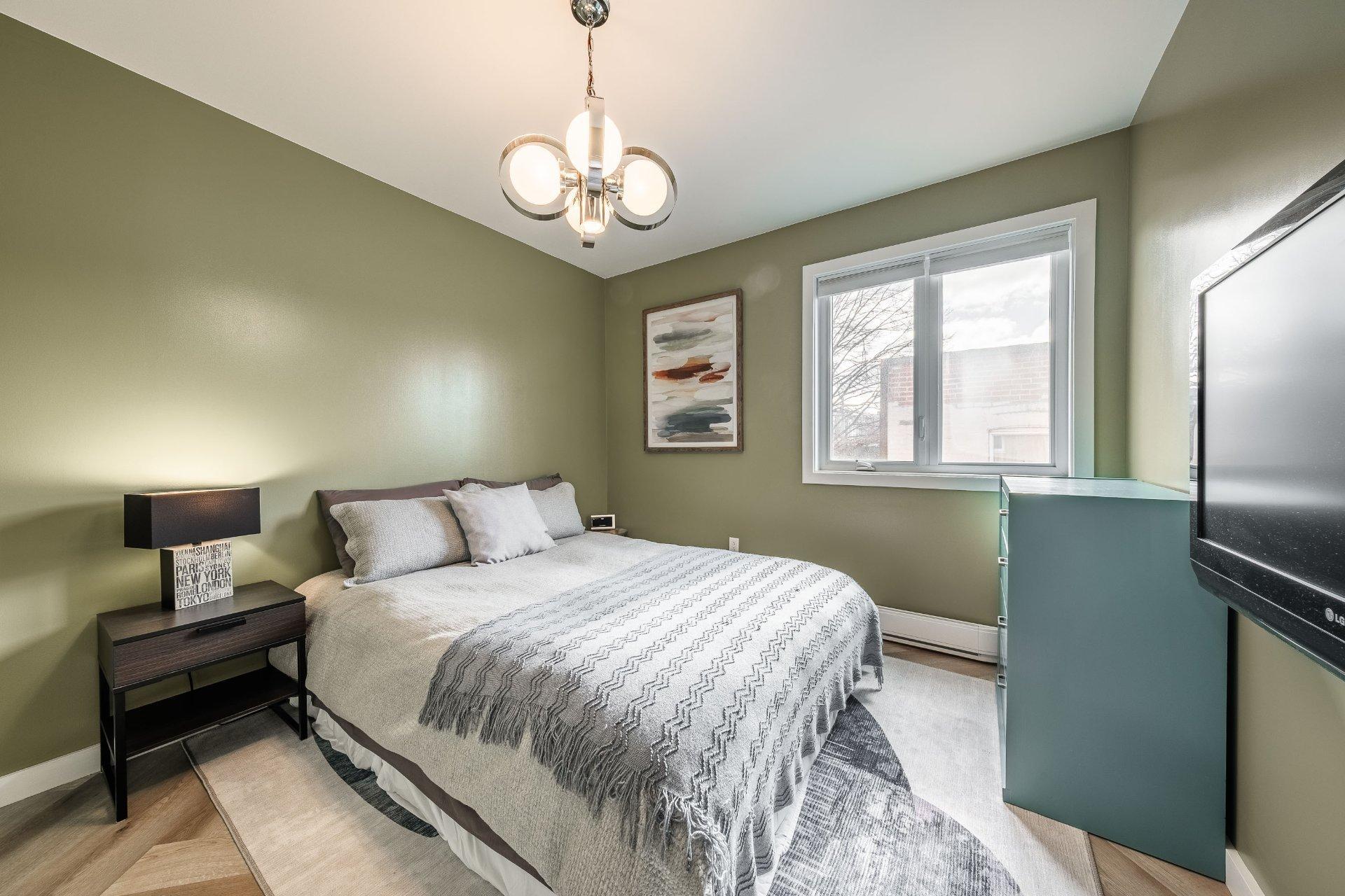 









473


Rue Lusignan

,
Montréal (Le Sud-Ouest),




QC
H3C1Y7

