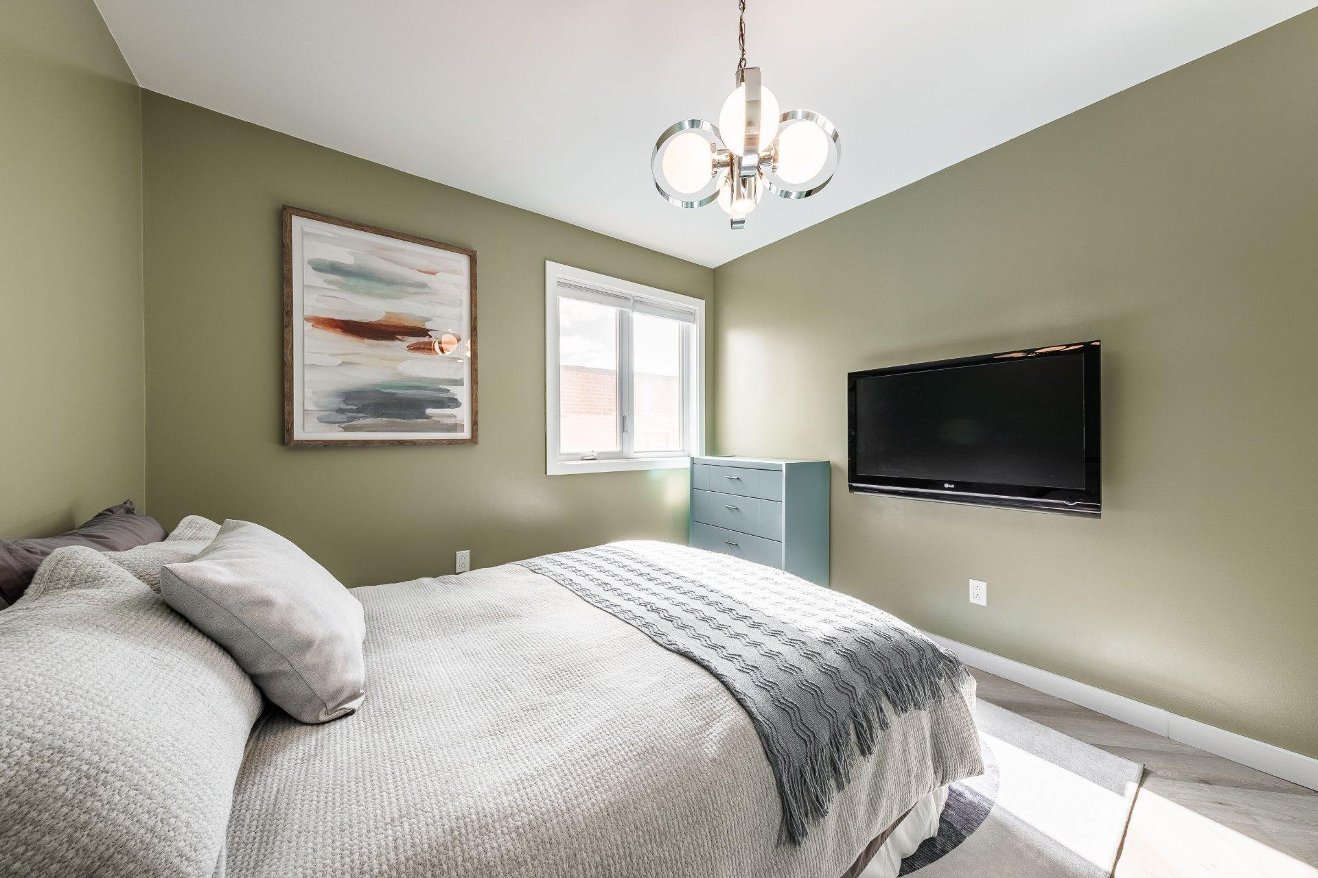 









473


Rue Lusignan

,
Montréal (Le Sud-Ouest),




QC
H3C1Y7

