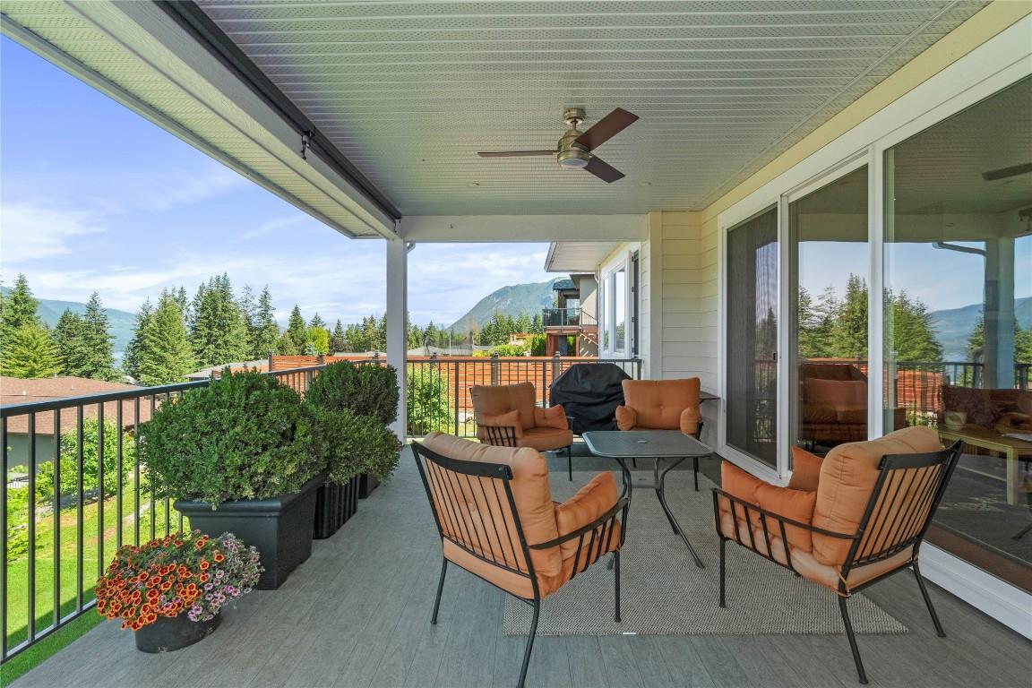 









4230


20

Street,
Salmon Arm,




BC
V1E 0C9

