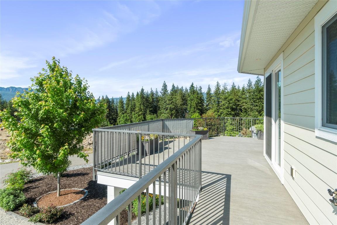 









4230


20

Street,
Salmon Arm,




BC
V1E 0C9

