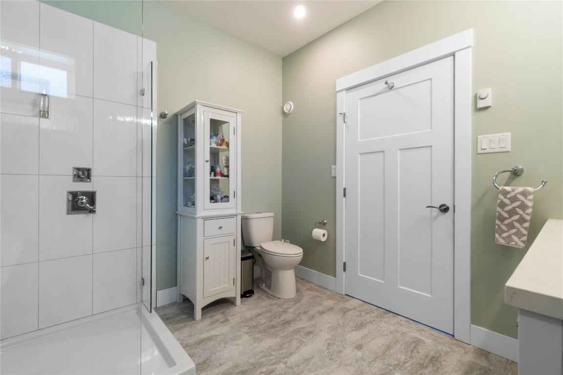 









4230


20

Street,
Salmon Arm,




BC
V1E 0C9

