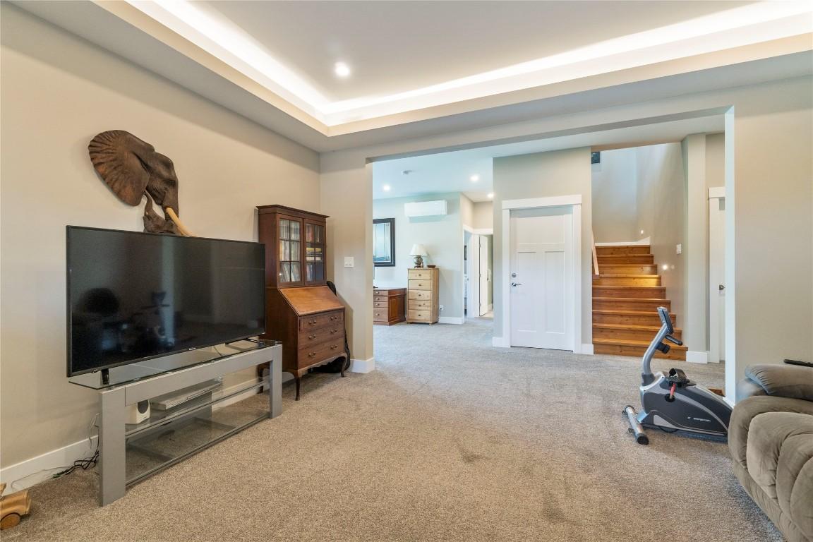 









4230


20

Street,
Salmon Arm,




BC
V1E 0C9

