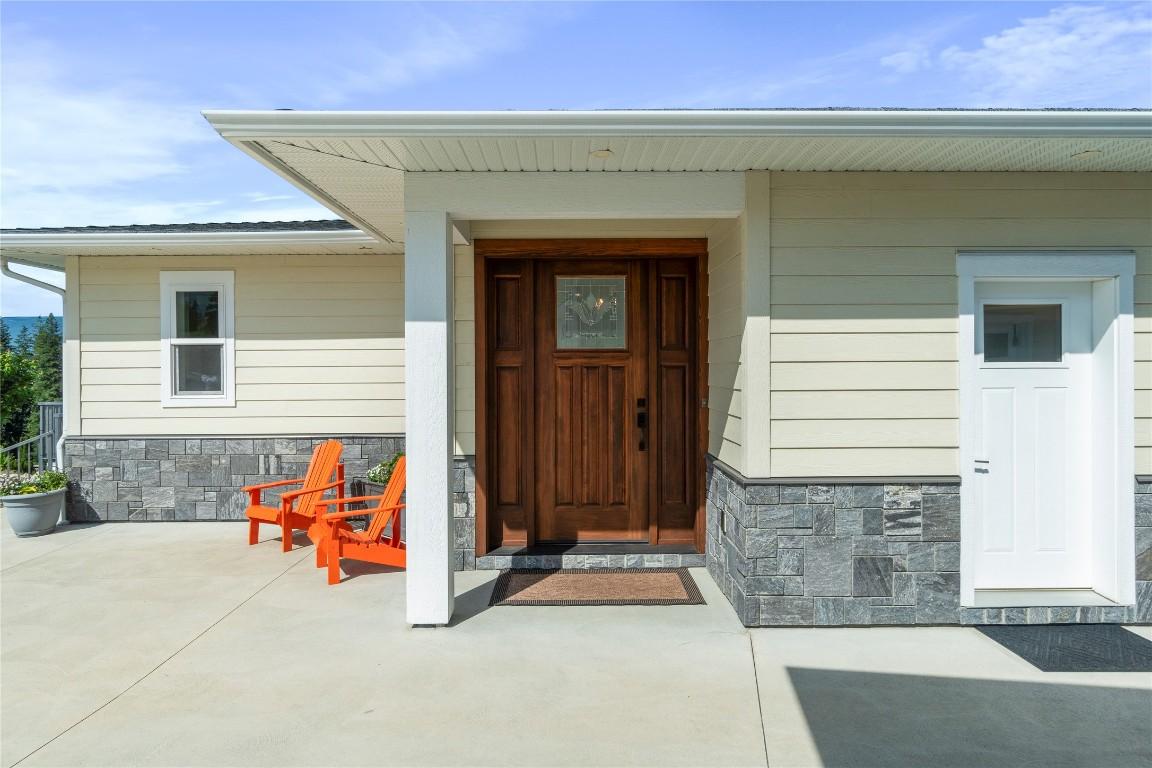 









4230


20

Street,
Salmon Arm,




BC
V1E 0C9

