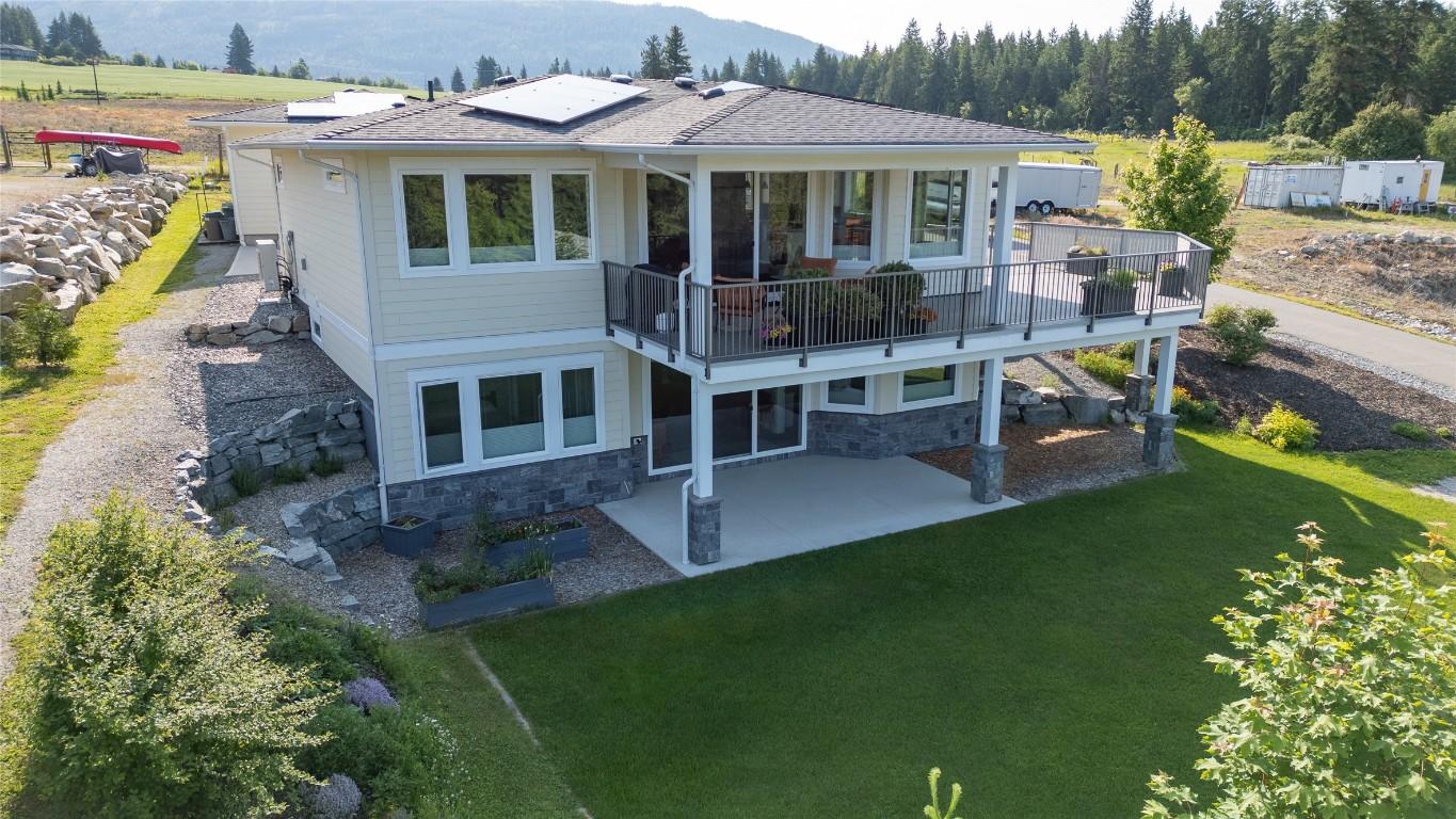 









4230


20

Street,
Salmon Arm,




BC
V1E 0C9

