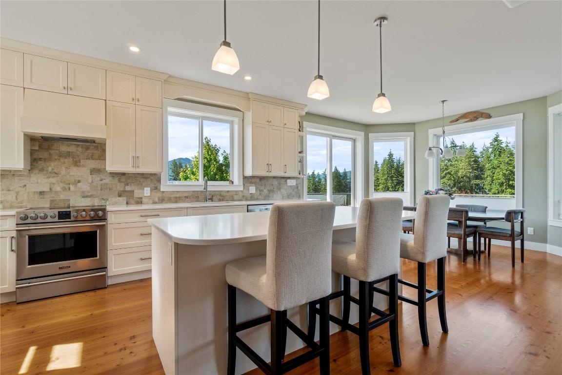 









4230


20

Street,
Salmon Arm,




BC
V1E 0C9

