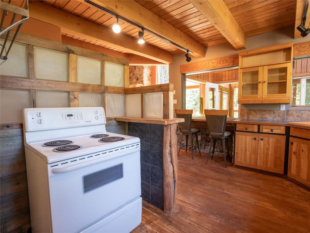









1907


Green Mountain

Road,
Penticton,




BC
V2A 0E6

