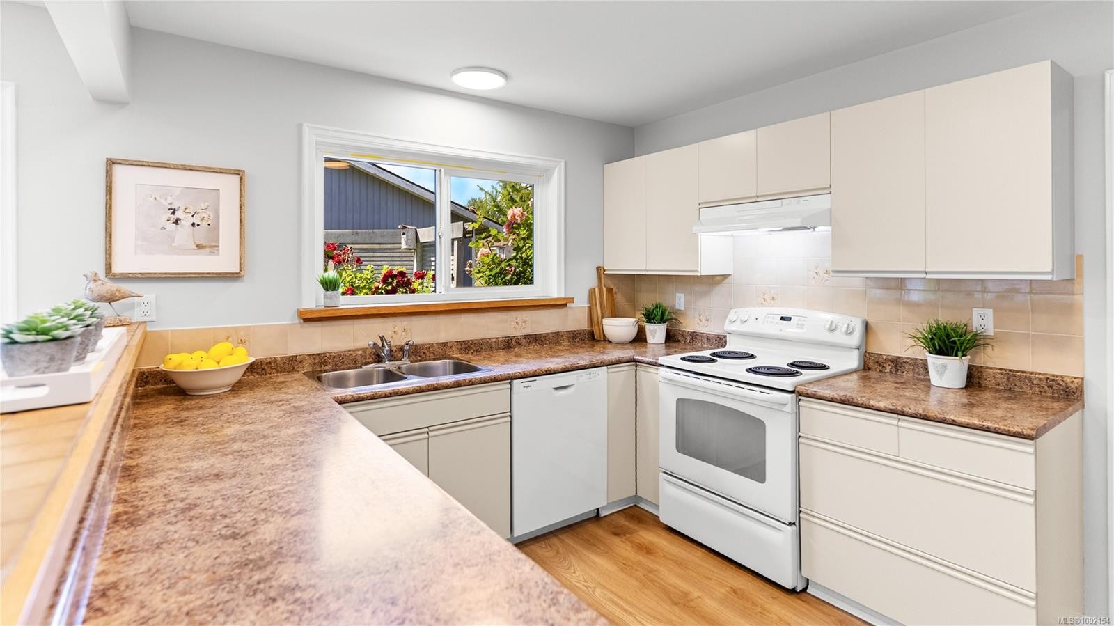 









2558


Ferguson

Rd, 12,
Central Saanich,




BC
V8M 1V7

