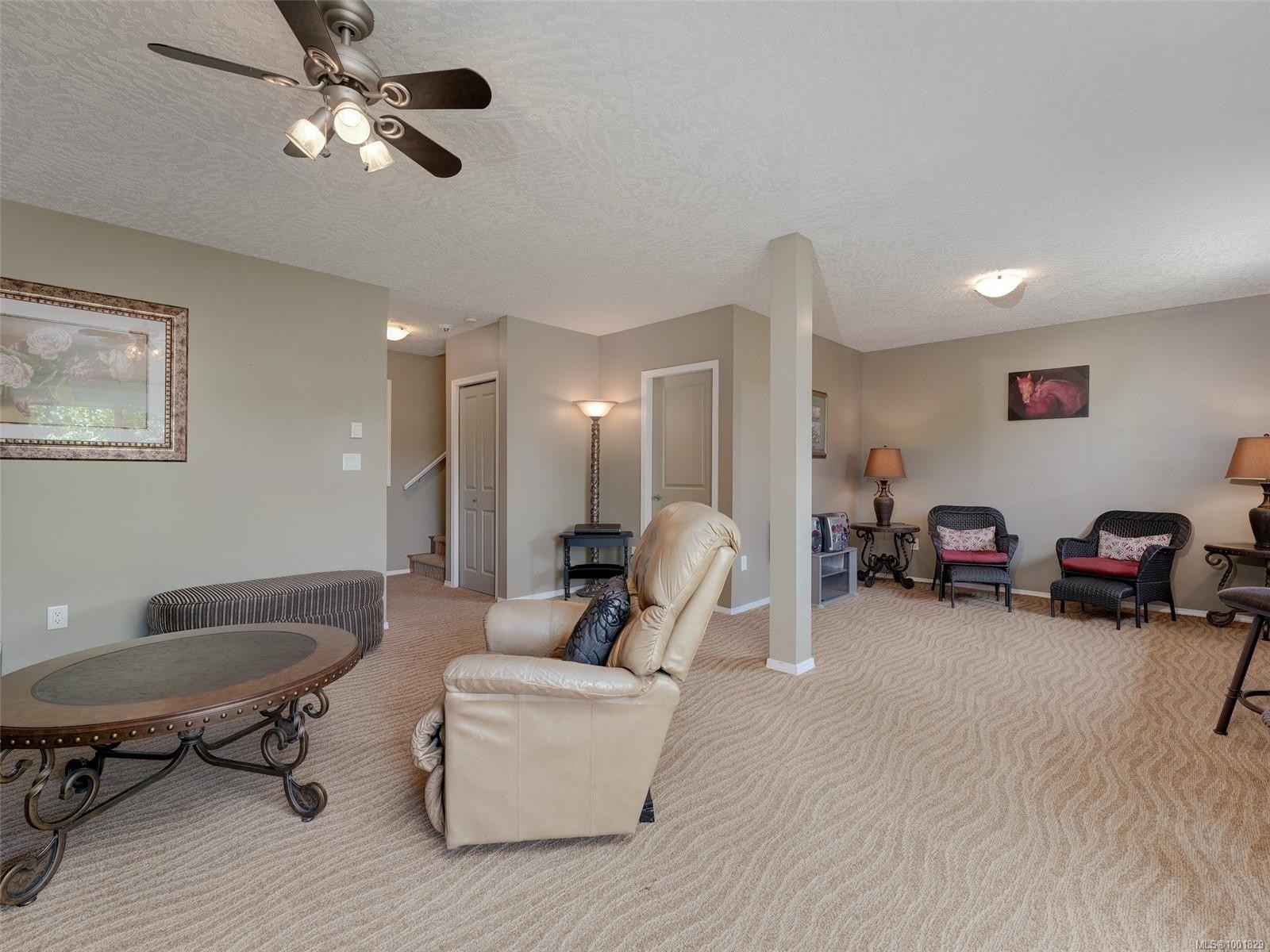 









641


Olympia

Ridge,
Langford,




BC
V9B 6N9

