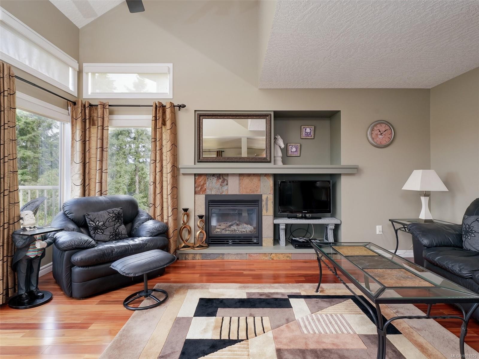 









641


Olympia

Ridge,
Langford,




BC
V9B 6N9

