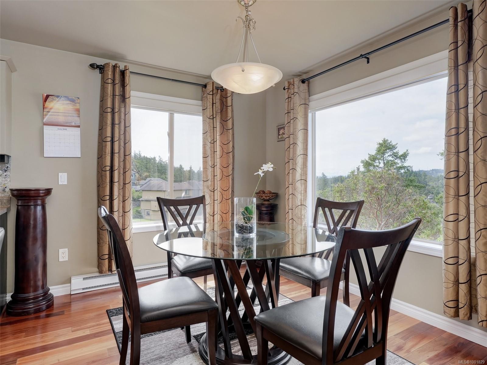 









641


Olympia

Ridge,
Langford,




BC
V9B 6N9

