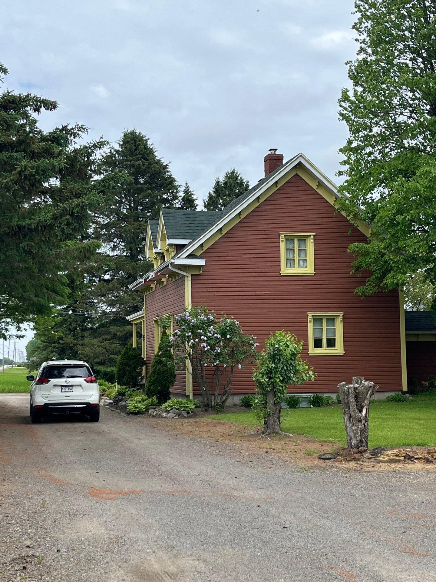 









441


Ch. Marcotte

,
Saint-Étienne-des-Grès,




QC
G0X2P0


