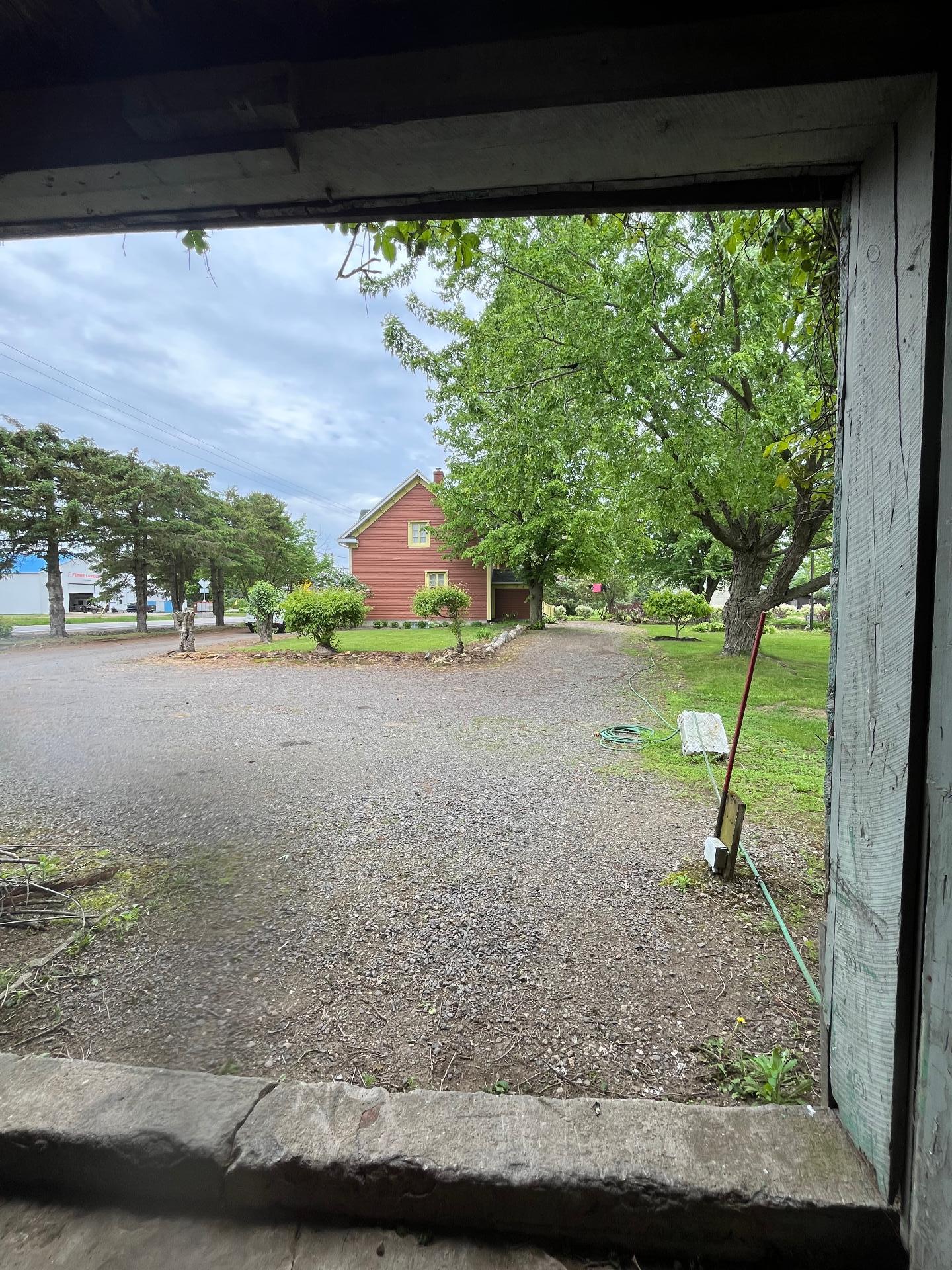









441


Ch. Marcotte

,
Saint-Étienne-des-Grès,




QC
G0X2P0

