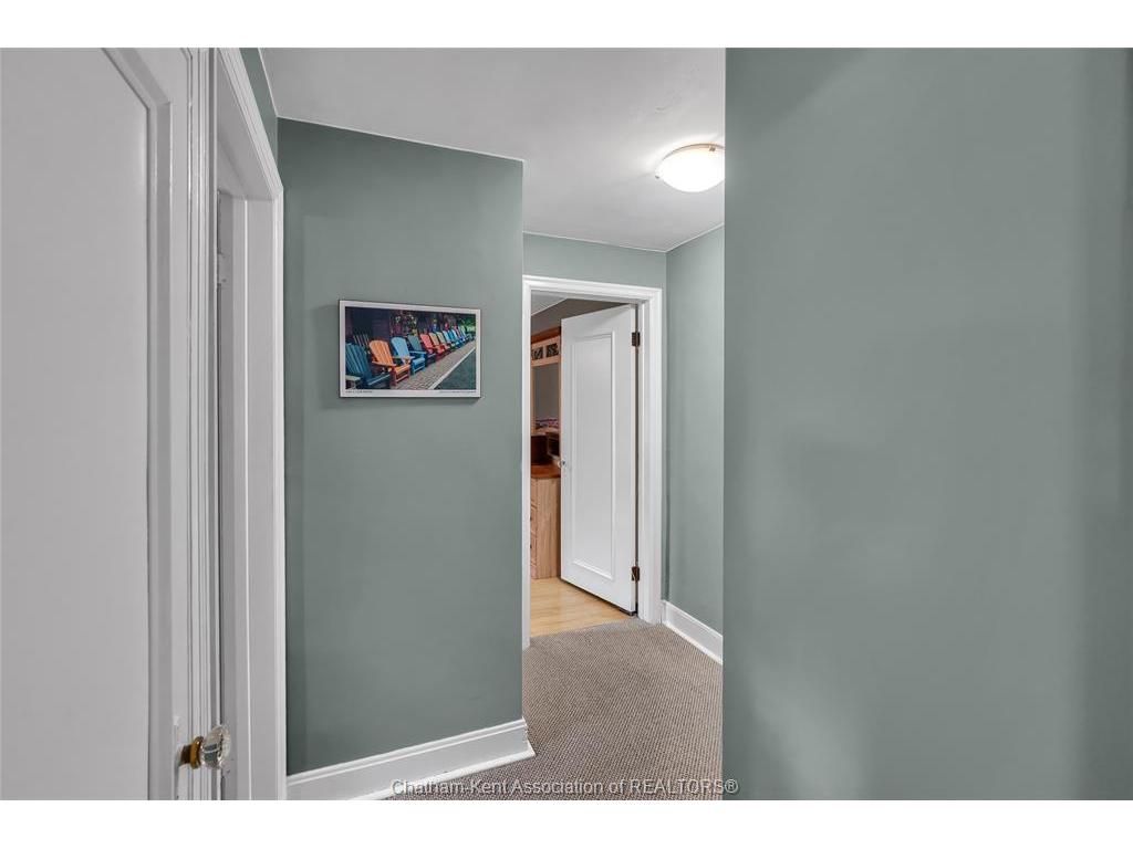 









210-212


Elizabeth

Street,
Chatham,




ON
N7L 2Y7


