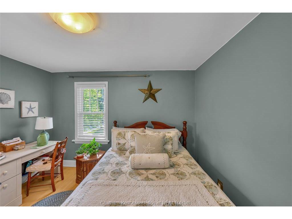 









210-212


Elizabeth

Street,
Chatham,




ON
N7L 2Y7

