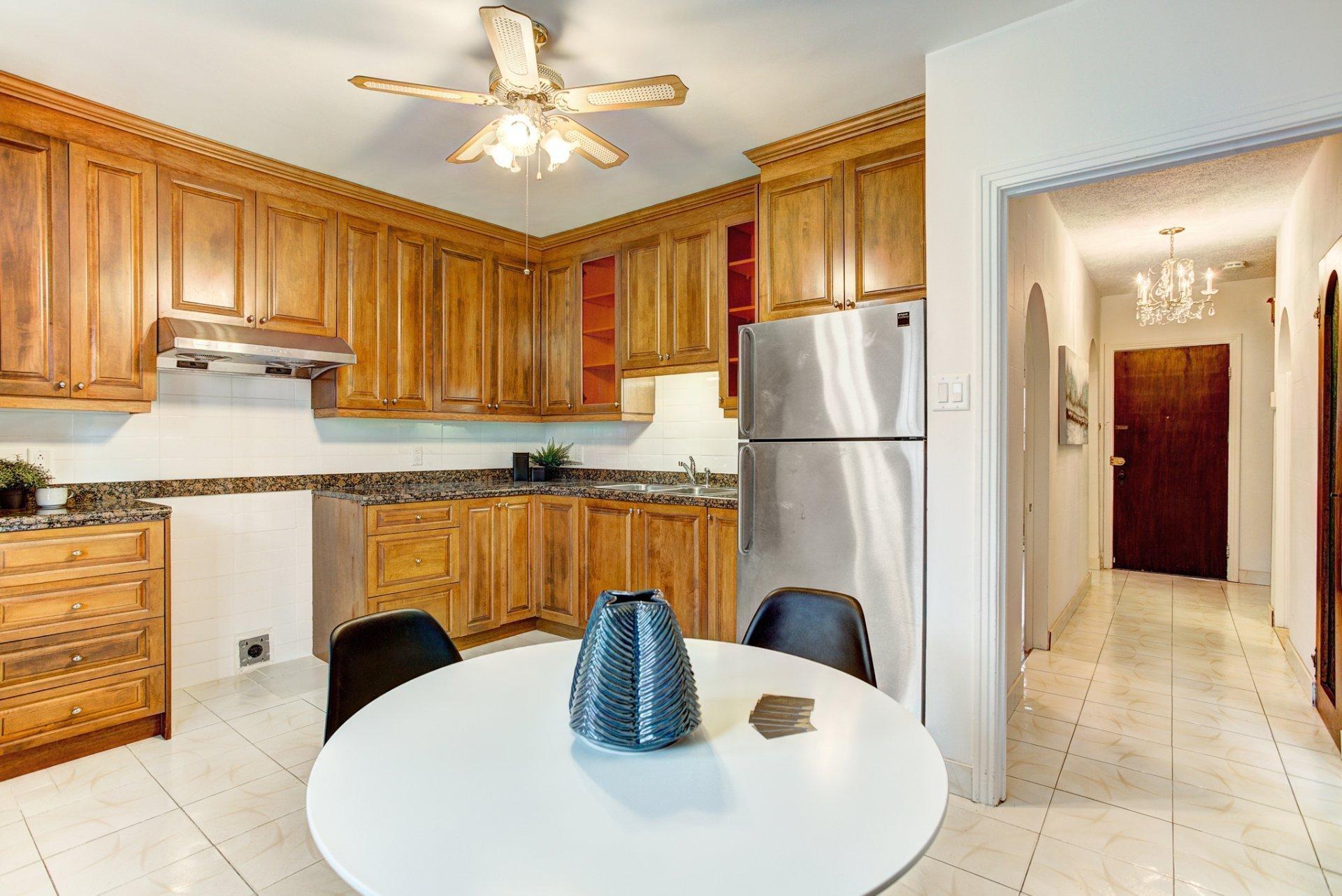 









7312

 - 7314


Av. De Lorimier

,
Montréal (Villeray/Saint-Michel/Parc-Extension),




QC
H2E2P1

