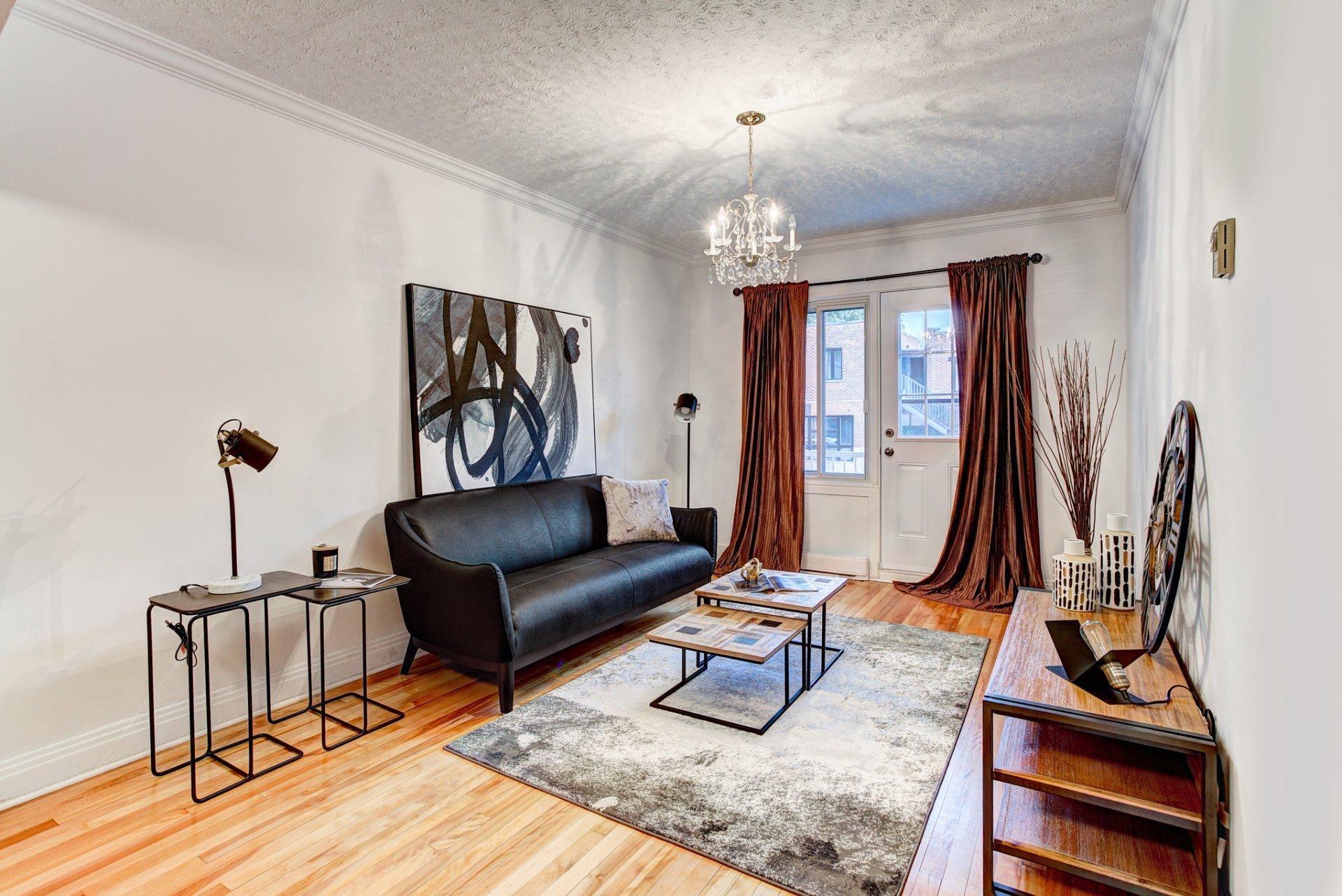 









7312

 - 7314


Av. De Lorimier

,
Montréal (Villeray/Saint-Michel/Parc-Extension),




QC
H2E2P1

