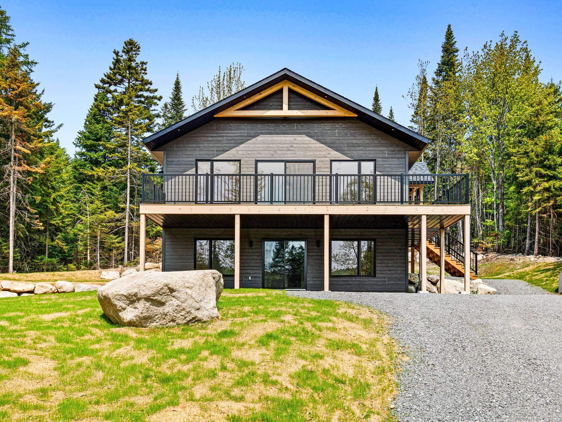 









1717


Ch. du 1er-Rang

,
Sainte-Lucie-des-Laurentides,




QC
J0T2J0

